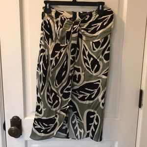 Like new Zara tropical print detail midi skirt